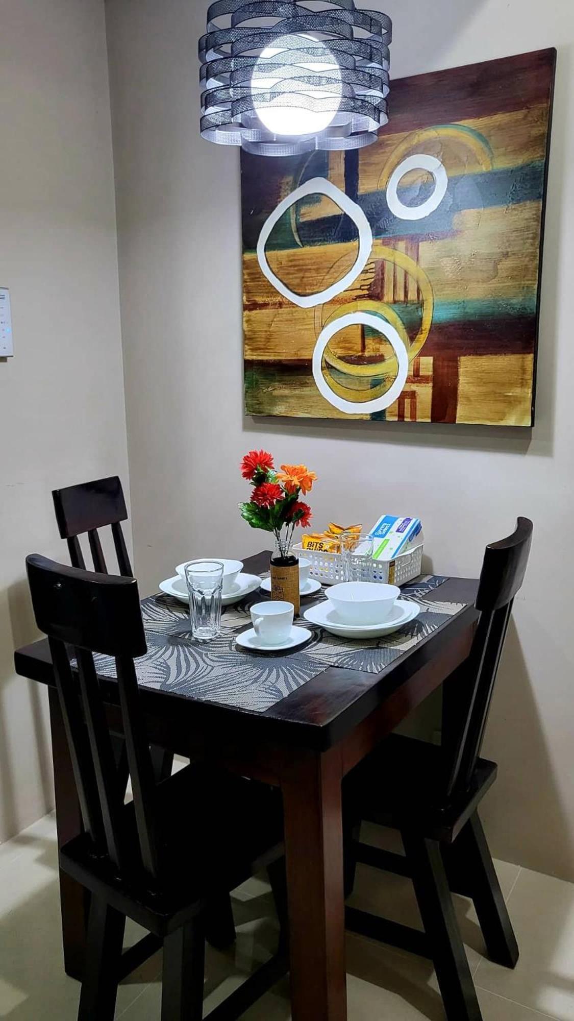 One Palm Tree Villas Condominium - Studio 7Th Fl With Balcony - Across Terminal 3 Airport Pasay Bagian luar foto